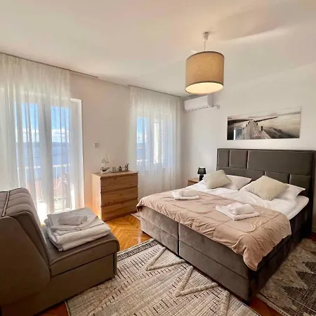 Appartement In 44144 *