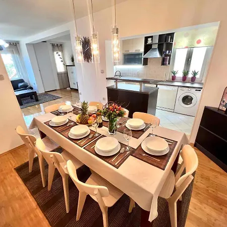 Appartement In 44144