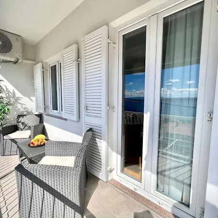 In 44144 Apartment Crikvenica