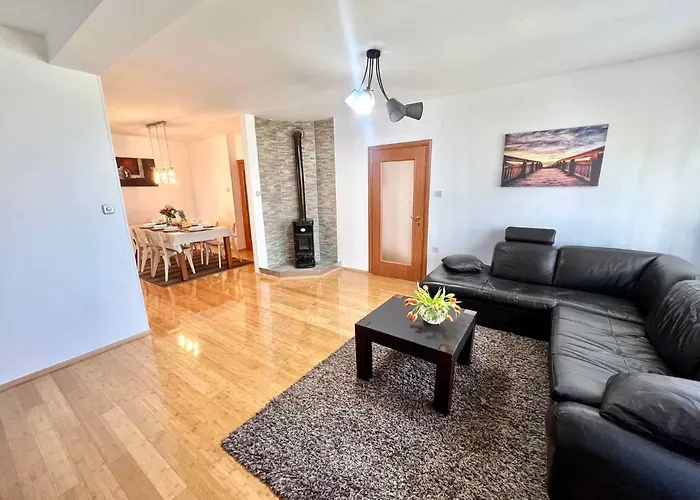 In 44144 * Crikvenica